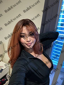 Martha 22 year old Chinese, Asian, Busty, Red, Medium, Breast size D escort in Dubai