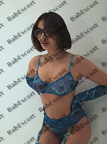 Dali 23 year old German, Mixed, Slim, Brown, Short, Breast size B escort in Dubai thumbnail 4