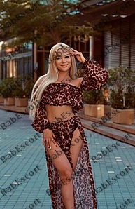 Lalisa 25 year old Kazakh, Mixed, Slim, Blonde, Long, Breast size B escort in Dubai