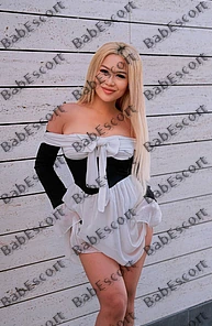 Lalisa 25 year old Kazakh, Mixed, Slim, Blonde, Long, Breast size B escort in Dubai thumbnail 2