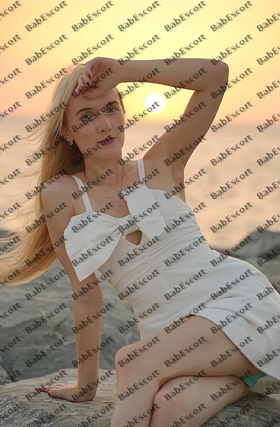 Tara 21 year old English, Mixed, Tiny, Blonde, Long, Breast size A escort in Dubai photo 1