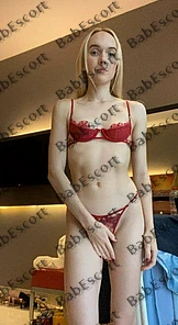 Tara 21 year old English, Mixed, Tiny, Blonde, Long, Breast size A escort in Dubai thumbnail 5