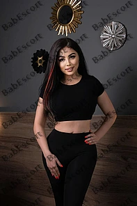 Angie 32 year old Spanish, Mixed, Curvy, Brown, Long, Breast size B escort in Dubai thumbnail 3