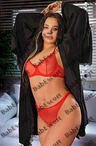 Adriana 31 year old Italian, Mixed, BBW, Black, Medium, Breast size A escort in Dubai thumbnail 6
