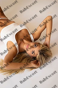 Milenna 25 year old German, Mixed, Curvy, Blonde, Medium, Breast size B escort in Dubai thumbnail 2