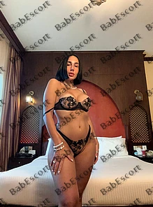 Emmi 27 year old Spanish, Hispanic, BBW, Black, Short, Breast size C escort in Dubai