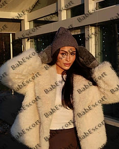 Eliza 23 year old Armenian, Asian, Slim, Black, Long, Breast size B escort in Dubai