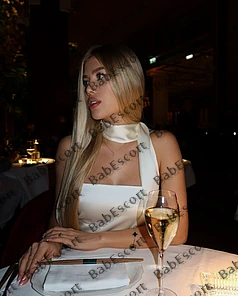 Felicity 23 year old Russian, Caucasian (white), Slim, Blonde, Long, Breast size B escort in Dubai