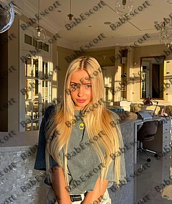 Zora 21 year old Ukrainian, Caucasian (white), Slim, Blonde, Long, Breast size B escort in Dubai thumbnail 2