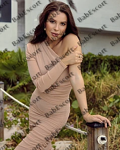 Lillian 26 year old Russian, Caucasian (white), Slim, Black, Medium, Breast size B escort in Dubai thumbnail 2