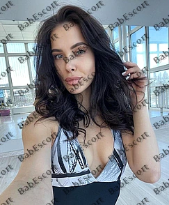 Yasmine 26 year old Ukrainian, Caucasian (white), Athletic, Brown, Medium, Breast size B escort in Dubai