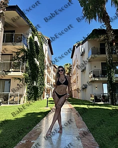 Eloise 26 year old Russian, Caucasian (white), Slim, Blonde, Long, Breast size B escort in Dubai thumbnail 2