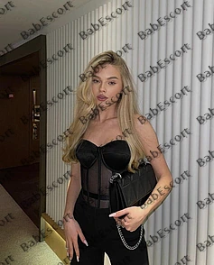 Viola 23 year old Russian, Caucasian (white), Curvy, Blonde, Medium, Breast size B escort in Dubai thumbnail 3
