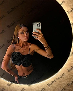 Waverly 22 year old Russian, Caucasian (white), Skinny, Blonde, Long, Breast size A escort in Dubai thumbnail 3