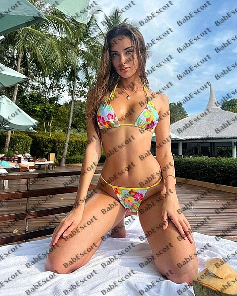 Sierra 24 year old Russian, Caucasian (white), Skinny, Brown, Medium, Breast size B escort in Dubai photo 1