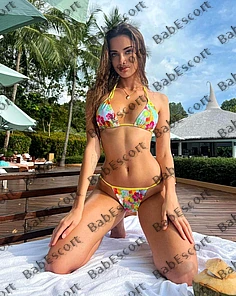 Sierra 24 year old Russian, Caucasian (white), Skinny, Brown, Medium, Breast size B escort in Dubai