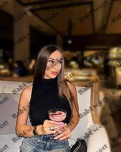 Alessia 27 year old Ukrainian, Caucasian (white), Slim, Brown, Long, Breast size A escort in Dubai thumbnail 2
