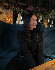 Belle 23 year old Russian, Caucasian (white), Slim, Brown, Long, Breast size A escort in Dubai