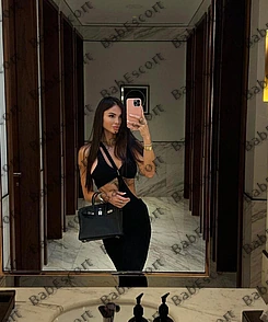 Eleanor 24 year old Russian, Caucasian (white), Slim, Black, Long, Breast size C escort in Dubai thumbnail 4