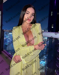 Ellie 23 year old Russian, Mixed, Busty, Black, Long, Breast size D escort in Dubai