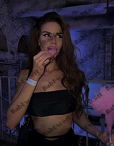 Grace 26 year old Russian, Mixed, Busty, Black, Long, Breast size C escort in Dubai thumbnail 4