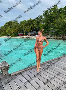 Alexsa 30 year old Romanian, Mixed, Slim, Brown, Long, Breast size B escort in Dubai