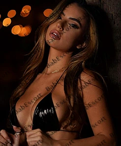 Irene 23 year old French, Caucasian (white), Busty, Brown, Long, Breast size C escort in Dubai thumbnail 4