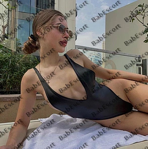 Julia 21 year old Polish, Caucasian (white), Petite, Brown, Long, Breast size B escort in Dubai