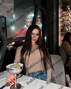 Jessica 21 year old Belarussian, Mixed, Slim, Brown, Long, Breast size B escort in Dubai thumbnail 3