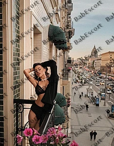 Katherine 26 year old German, Caucasian (white), Tall, Brown, Long, Breast size C escort in Dubai thumbnail 3