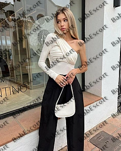 Lana 22 year old Ukrainian, Caucasian (white), Slim, Blonde, Long, Breast size A escort in Dubai thumbnail 4