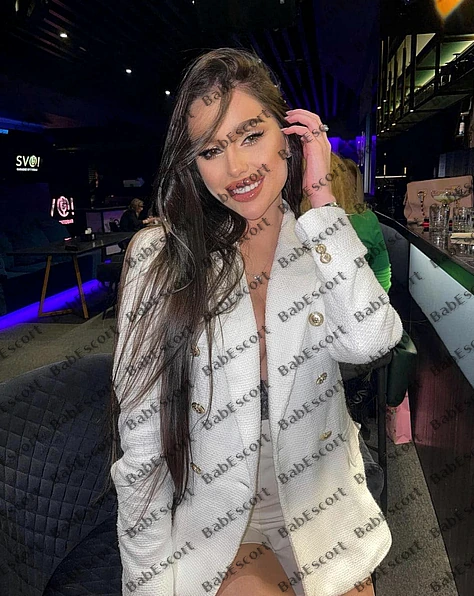 Kylie 24 year old Russian, Caucasian (white), Slim, Brown, Long, Breast size A escort in Dubai photo 1