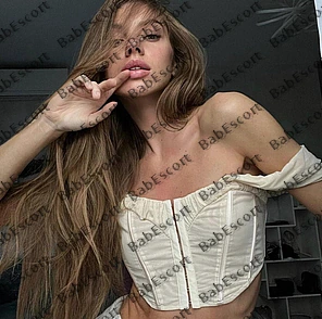 Leila 24 year old Russian, Caucasian (white), Slim, Brown, Long, Breast size A escort in Dubai thumbnail 5