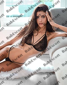 Liliana 24 year old Indian, Slim, Black, Long, Breast size B, 176 cm tall escort in Dubai thumbnail 5