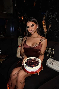 Lindsay 23 year old Spanish, Mixed, Slim, Black, Long, Breast size C escort in Dubai