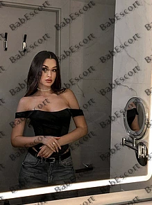 Lucy 26 year old Czech, Caucasian (white), Slim, Black, Long, Breast size B escort in Dubai