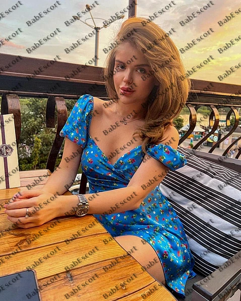 Madelyn 26 year old Russian, Caucasian (white), Slim, Blonde, Long, Breast size A escort in Dubai photo 1