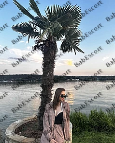 Isabella 23 year old Russian, Caucasian (white), BBW, Brown, Medium, Breast size B escort in Abu Dhabi thumbnail 4