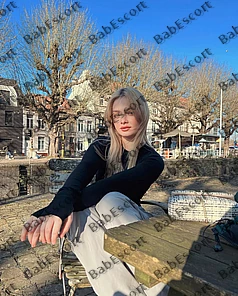 Charlotte 23 year old Russian, Caucasian (white), Slim, Blonde, Long, Breast size B escort in Abu Dhabi thumbnail 4