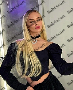 Zoelle 22 year old Russian, Caucasian (white), Slim, Blonde, Long, Breast size B escort in Abu Dhabi thumbnail 4