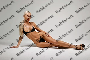Eva 23 year old Italian, Mixed, Skinny, Blonde, Long, Breast size C escort in Dubai thumbnail 2