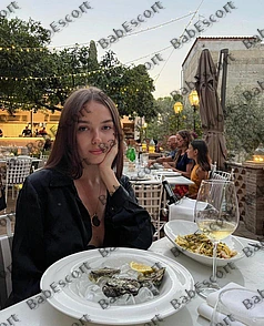 Shelby 20 year old Ukrainian, Caucasian (white), Curvy, Brown, Medium, Breast size B escort in Abu Dhabi thumbnail 3