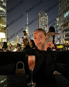 Shelby 20 year old Ukrainian, Caucasian (white), Curvy, Brown, Medium, Breast size B escort in Abu Dhabi thumbnail 4