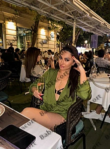 Rose 29 year old Spanish, Mixed, Slim, Brown, Medium, Breast size C escort in Dubai thumbnail 5