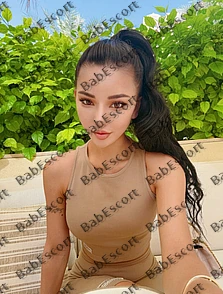 Louisa 33 year old Chinese, Mixed, Skinny, Black, Medium, Breast size B escort in Dubai thumbnail 5