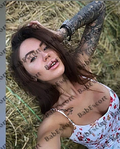 Laura 24 year old Russian, Mixed, Slim, Brown, Long, Breast size A escort in Abu Dhabi thumbnail 4