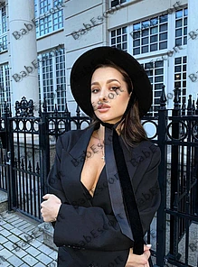 Lucy 26 year old Czech, Caucasian (white), Slim, Black, Long, Breast size B escort in Abu Dhabi thumbnail 5