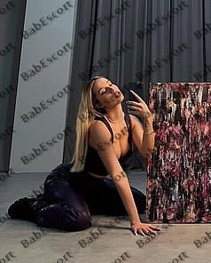 Madison 25 year old Russian, Caucasian (white), Curvy, Blonde, Long, Breast size C escort in Abu Dhabi