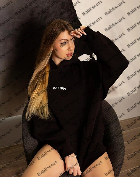 Nina 20 year old Czech, Caucasian (white), Slim, Blonde, Long, Breast size A escort in Abu Dhabi photo 1