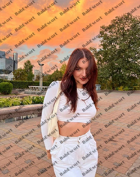 Natalie 18 year old Russian, Caucasian (white), Busty, Black, Long, Breast size C escort in Abu Dhabi photo 1
